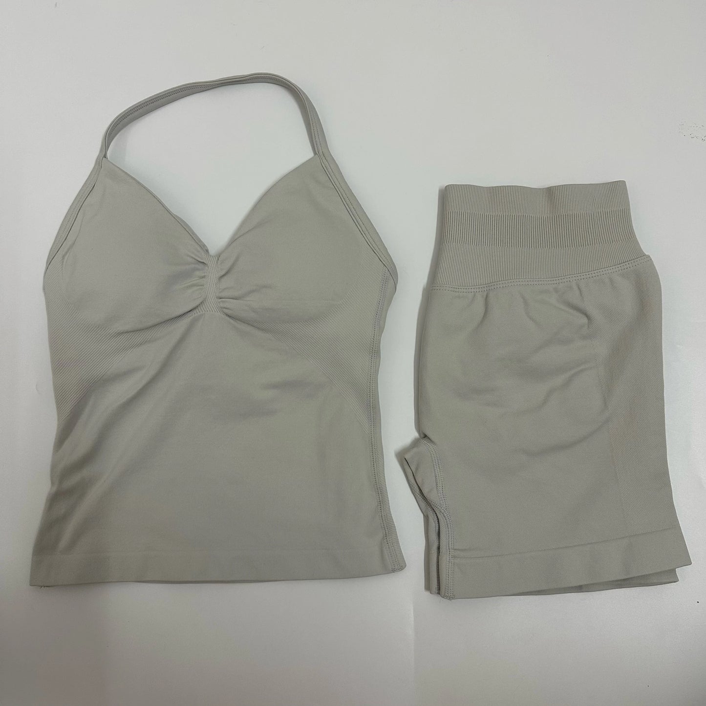 2-Piece Women’s Yoga Set – Seamless Longline Strappy Tank Top & Scrunch Sports Shorts, Summer Workout Gym Outfit