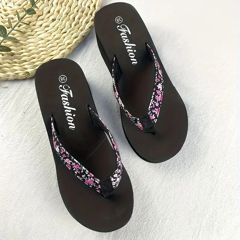 Women’s Floral Platform Flip Flops - Lightweight Non-Slip Open-Toe Beach Slippers