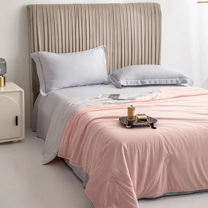 High-Quality Cooling Blanket – Smooth Air-Conditioning Comforter, Lightweight Summer Quilt with Double-Sided Cooling Fabric
