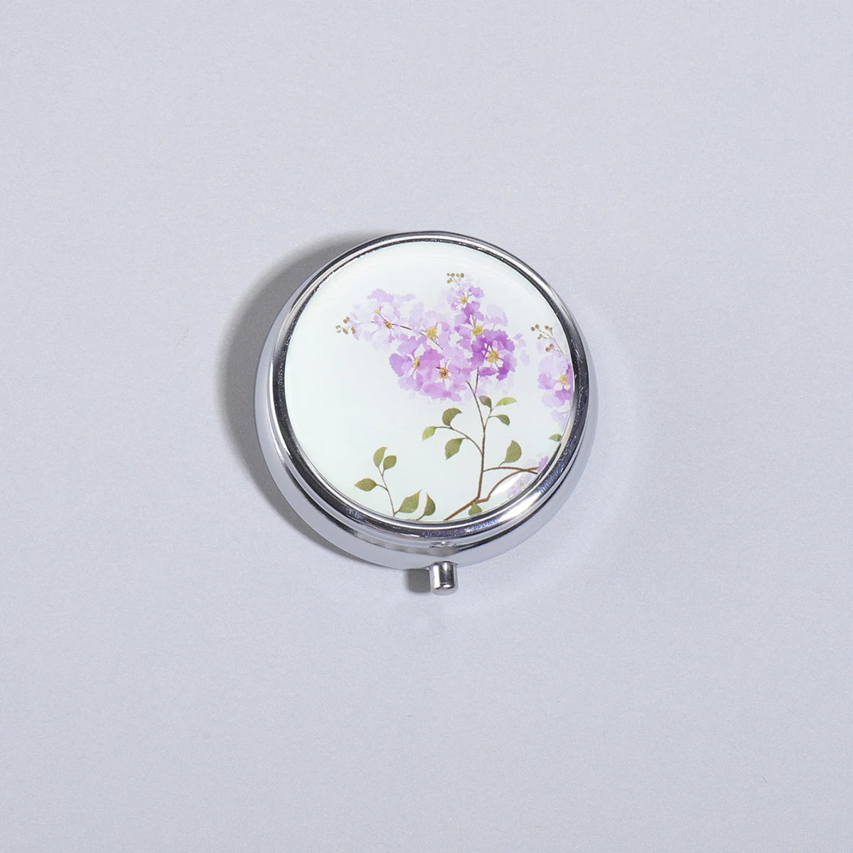 3-Compartment Stainless Steel Pill Box - Round Floral Medicine Organizer, Portable Capsule Case with Dividers