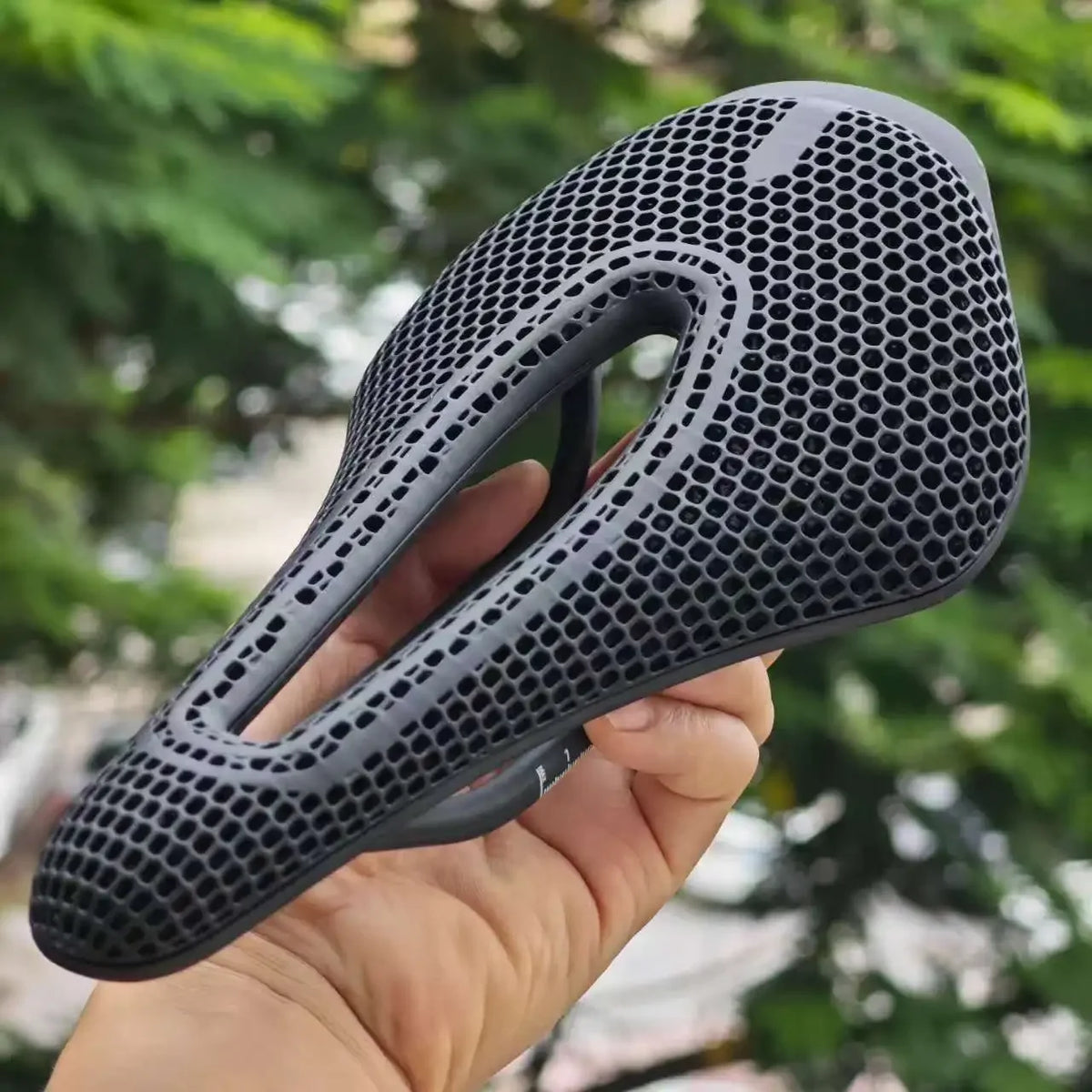 GOLDIX 3D Printed Carbon Bicycle Saddle - Ultralight Breathable Honeycomb Seat for MTB & Road Racing