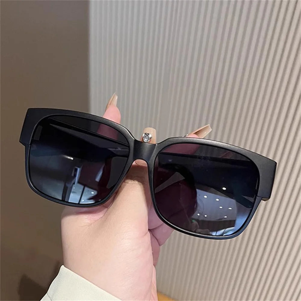 New Fashion Polarized Sunglasses Cover - Fits Over Prescription Glasses | Portable Vintage Eyewear for Men & Women | Ideal for Fishing & Driving