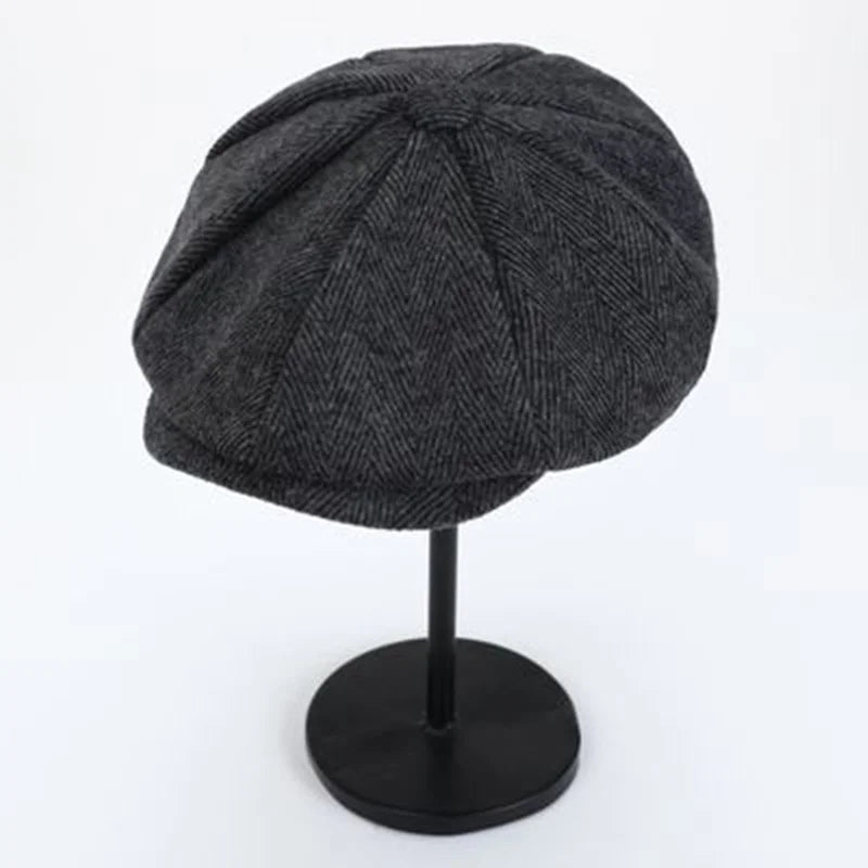 Men's Retro Newsboy Cap - Octagonal Flat Hat with Herringbone Design, British Painter Style Beret for Autumn and Winter
