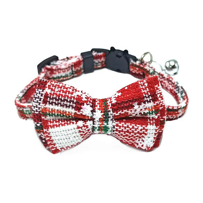 Pet Breakaway Cat Collar with Bow Tie & Bell – Cute Plaid Christmas Red Adjustable Collar for Cats