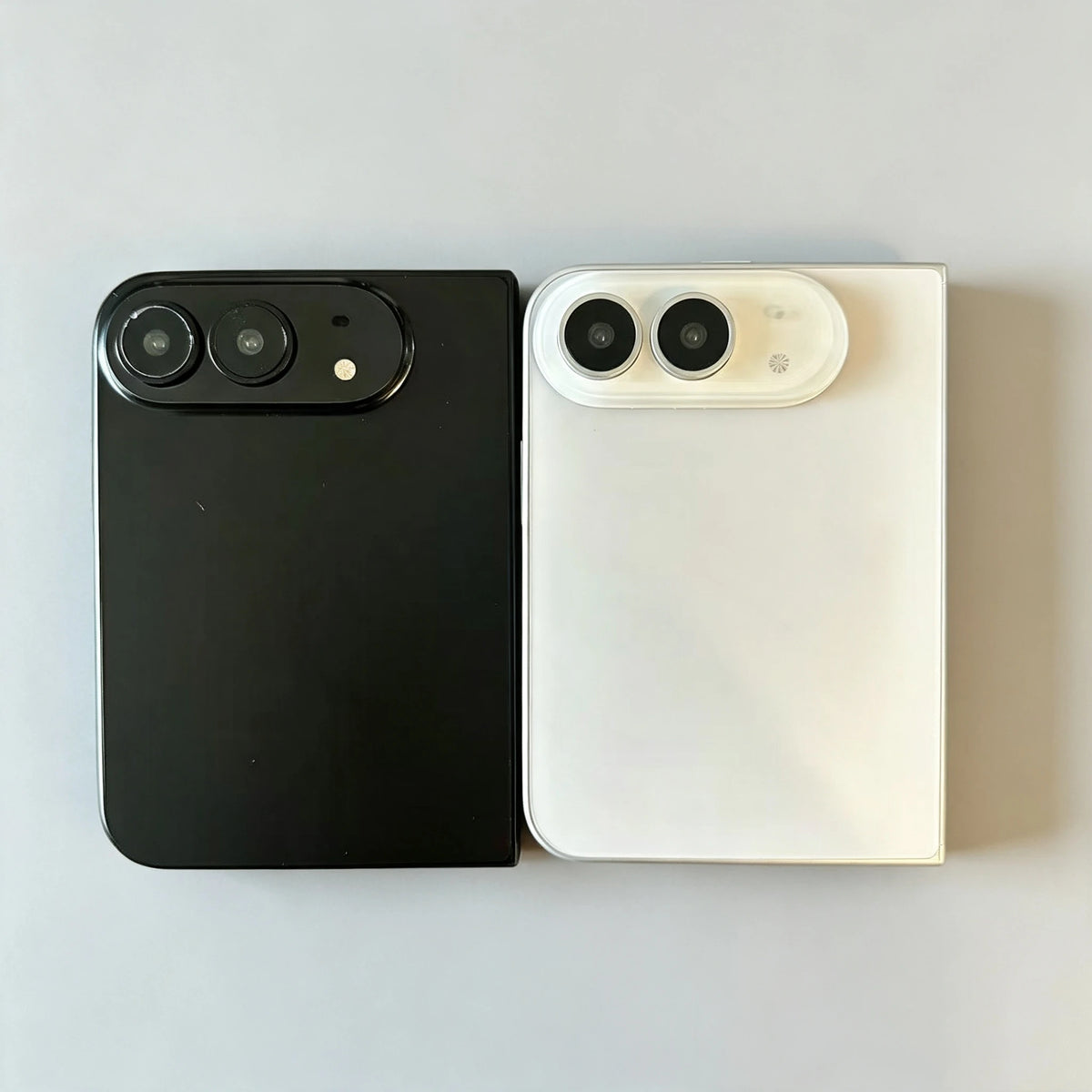 iPhone 18 Pro & 18 Pro Max Dummy Phone - 1:1 Non-Functional Mockup Model for Retail Display and Store Props