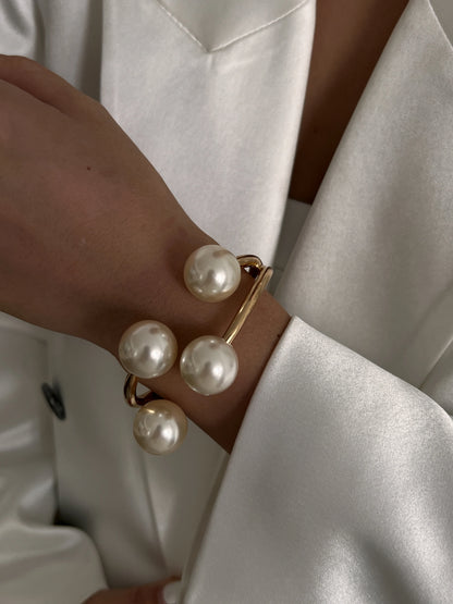 Ingemark Chunky Pearl Cuff Bracelet – Punk Heavy Metal Steampunk Bangle for Women & Men 2025