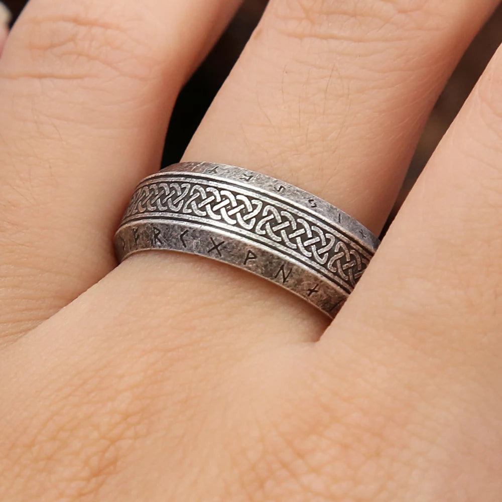 Fashion Vintage Viking Rune Ring – Stainless Steel Nordic Celtic Knot Amulet for Men & Women, Couple Jewelry