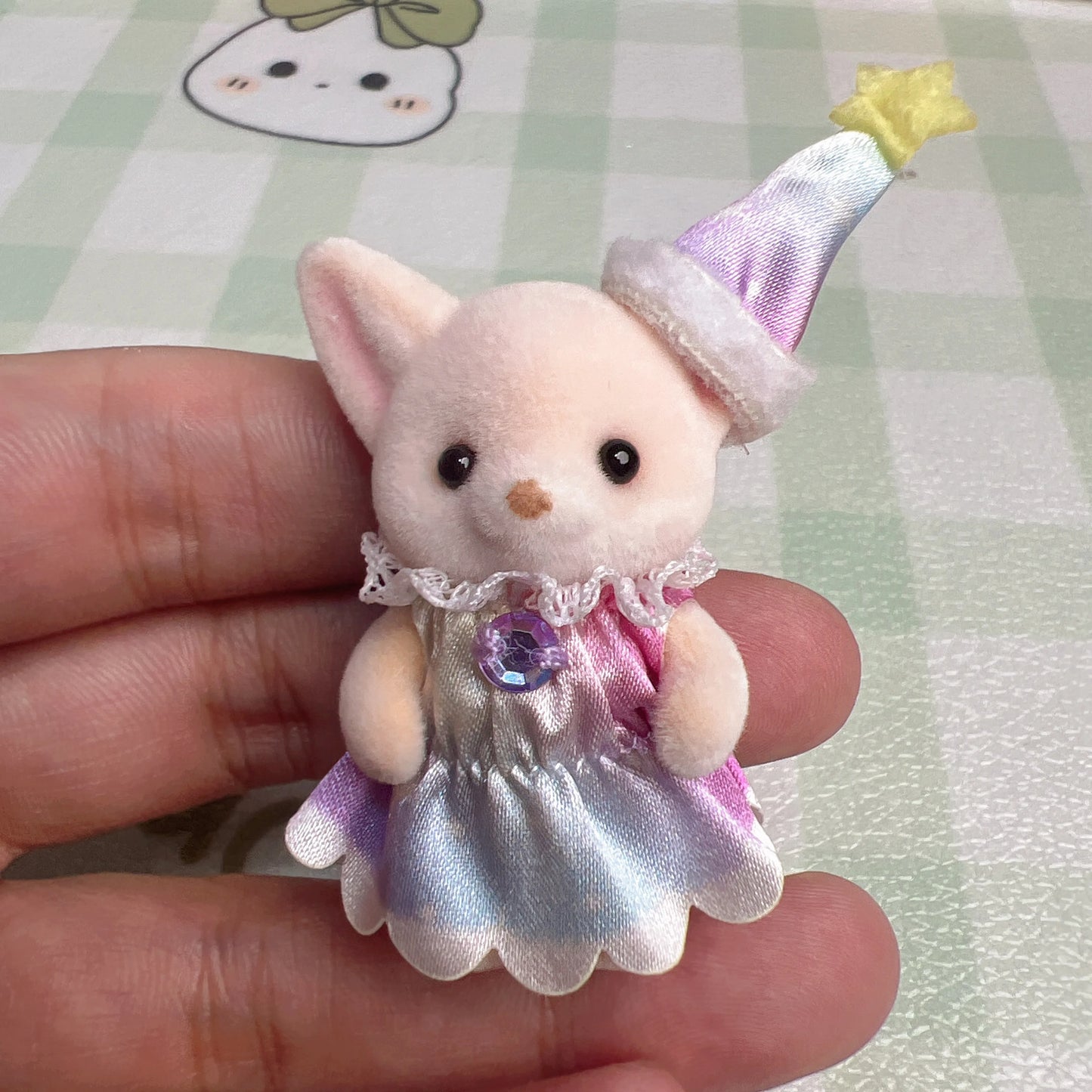Sylvanian Families Blind Keychain Accessories – Original Mini Figures & Kids’ Toy Kitchen Set