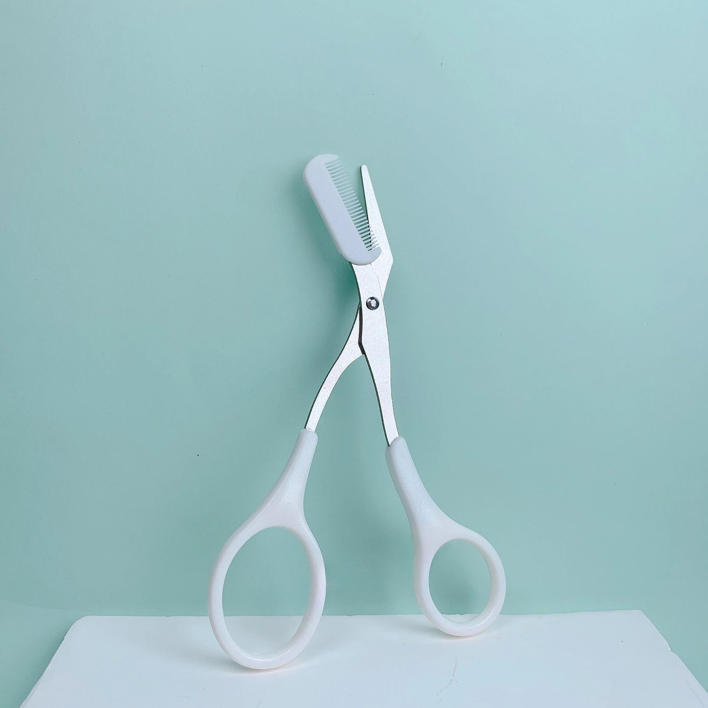 Pink Eyebrow Trimming Scissors with Comb – Stainless Steel Precision Grooming Tool