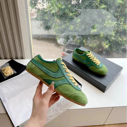 2025 New German Training Shoes for Women, Genuine Leather Lace-up Sneakers, Retro Flat Forrest Gump Style, Large Size