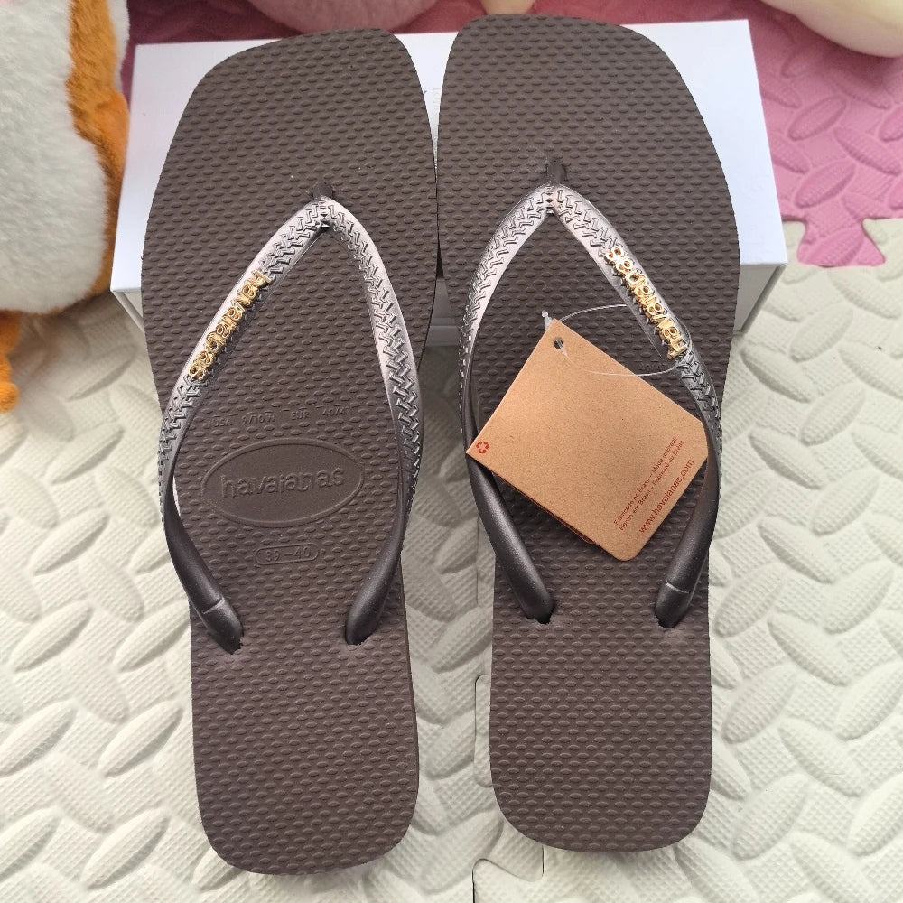 2026 Rubber Flip Flops - Soft Comfortable Anti-Slip Travel Slippers for Indoor and Outdoor Wear