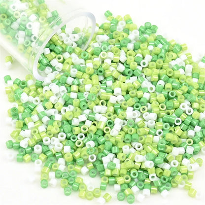 11/0 Mini Glass Beads – 2000PCS Small Cylindrical Beads for DIY Jewelry Making, Necklaces & Bracelets, 10g/Pack