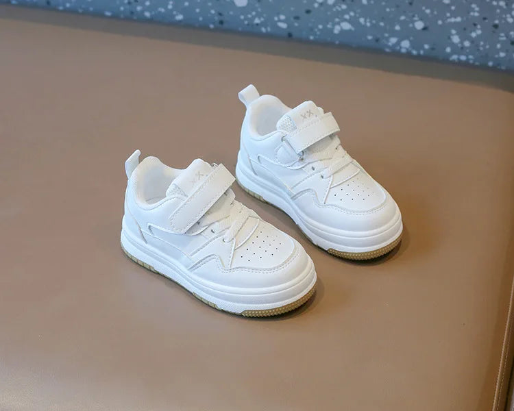 Children’s White Sports Shoes — Spring & Autumn Lightweight Anti-Slip Sneakers, Boys Soft Sole Casual Board Shoes