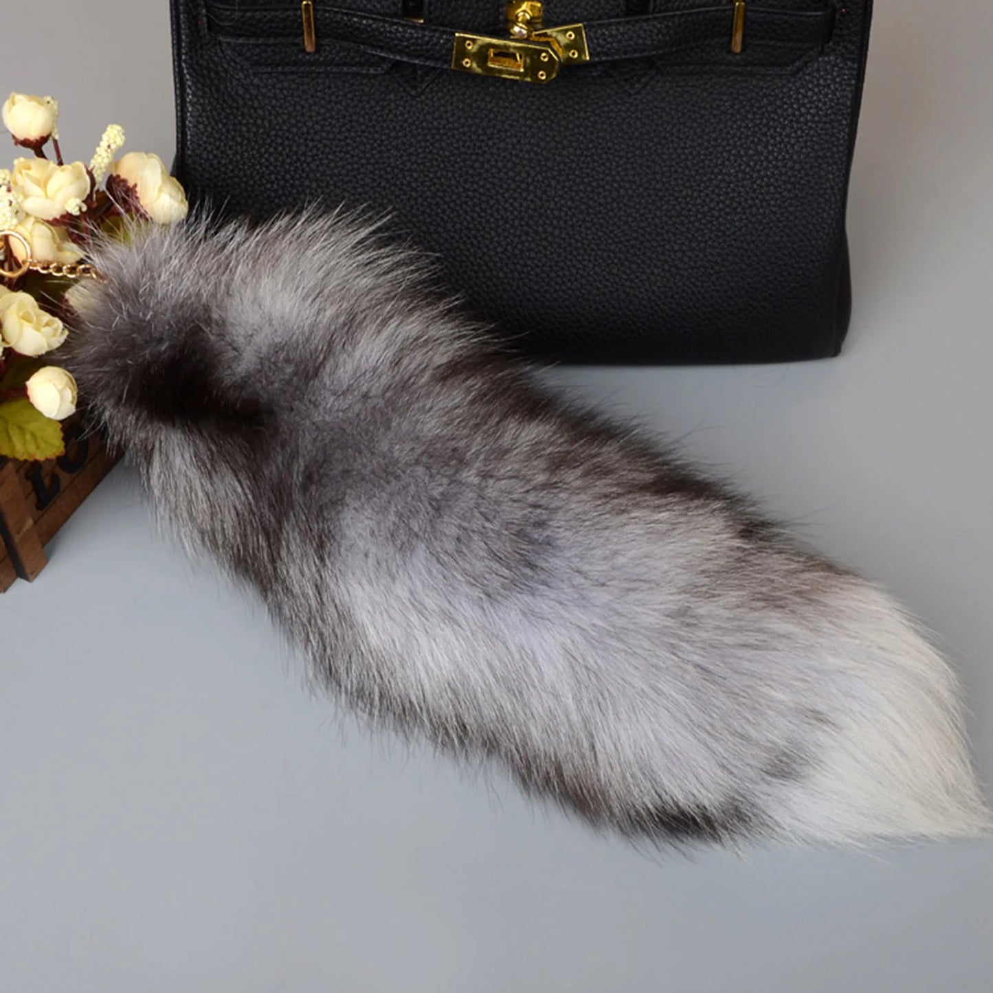 Plush Fur Tail Keychain - Soft Fluffy Faux Fur Bag Charm Pendant for Girls & Children 28cm