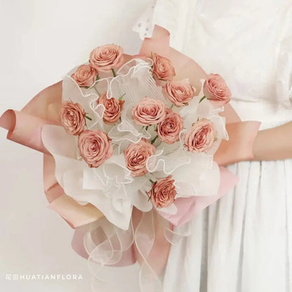 Pearl Edge Bouquet Wrapping Paper - Decorative Mesh Flower Wrap for Valentine’s Day Gifts, Floral Arrangements & Handmade Bouquets