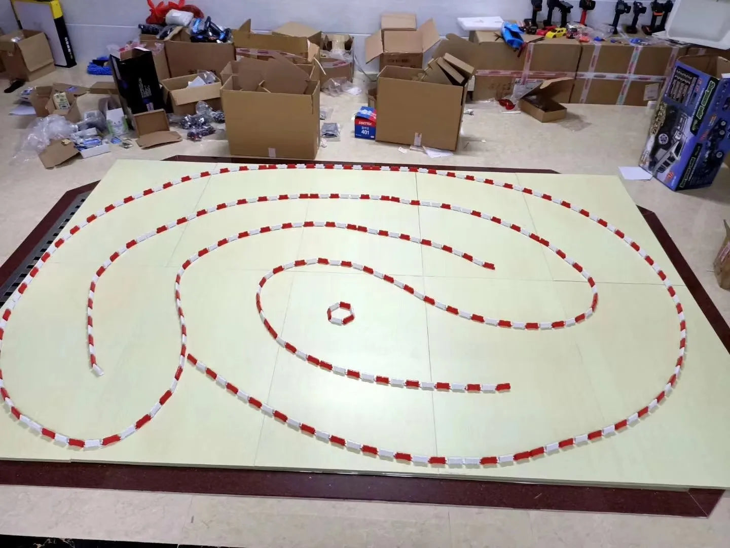 RC Drift Car Mini Track Accessories – Racing Obstacles, Road Barriers & Highway Scene Tool Set