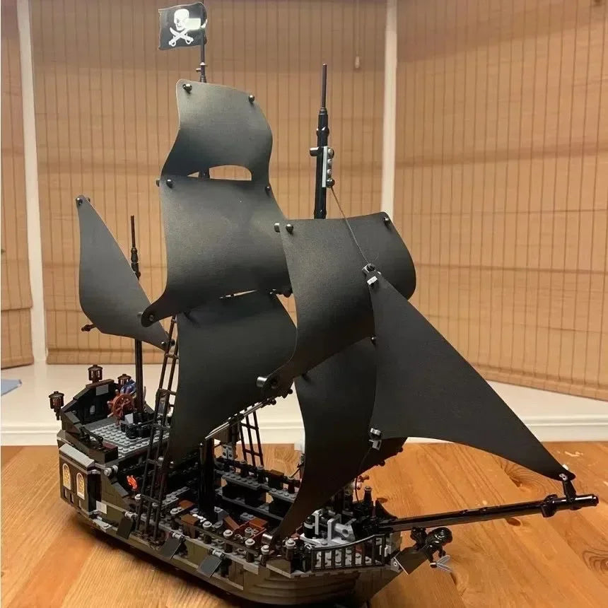 Pirates Black Pearl Ship Building Blocks – 1:1 Caribbean Adventure Boat Model Toy for Kids & Adults