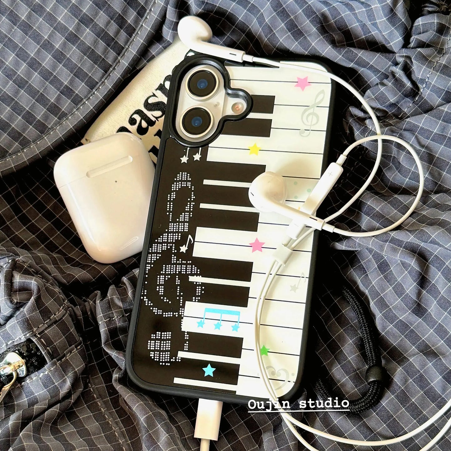 Cute Piano Art Star Phone Case - Y2K Keyboard Design Cover for iPhone 17, 16, 15, 14, 13, 12, 11, X, XR, 8 & 7 Plus