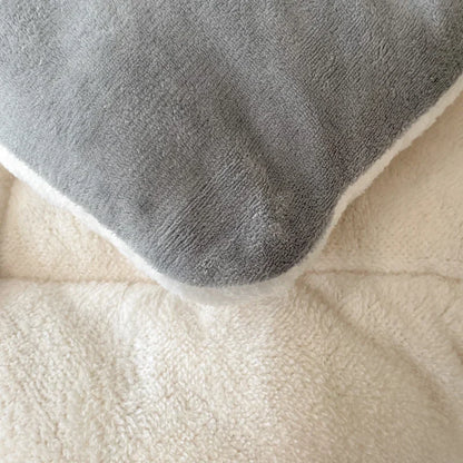 Thick Milk Fleece Winter Blanket – Warm Artificial Lamb Cashmere Weighted Comforter for Bed