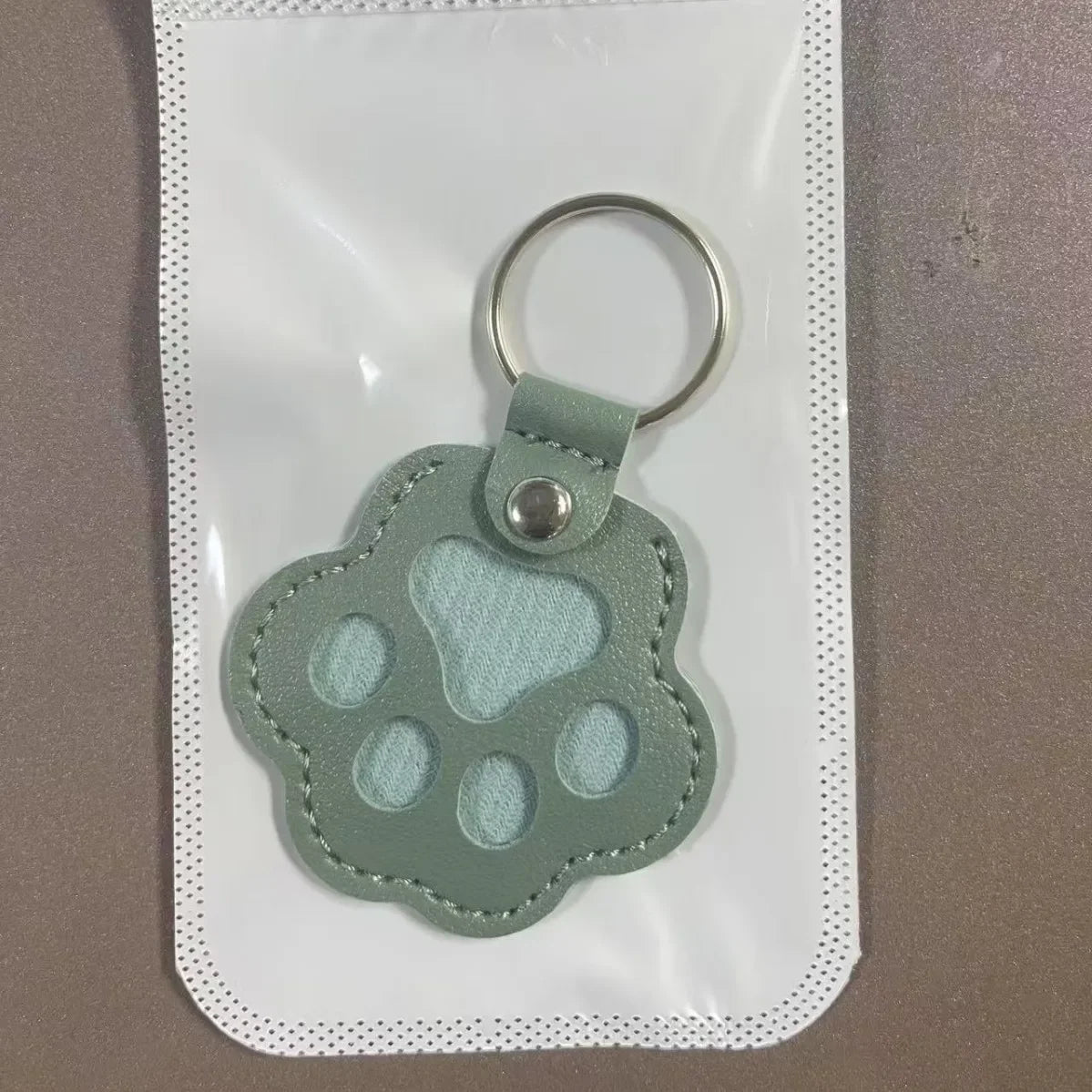Dog & Cat Hair Storage Keychain – Cute Pet Keepsake Bag Pendant Car Keychain Gift