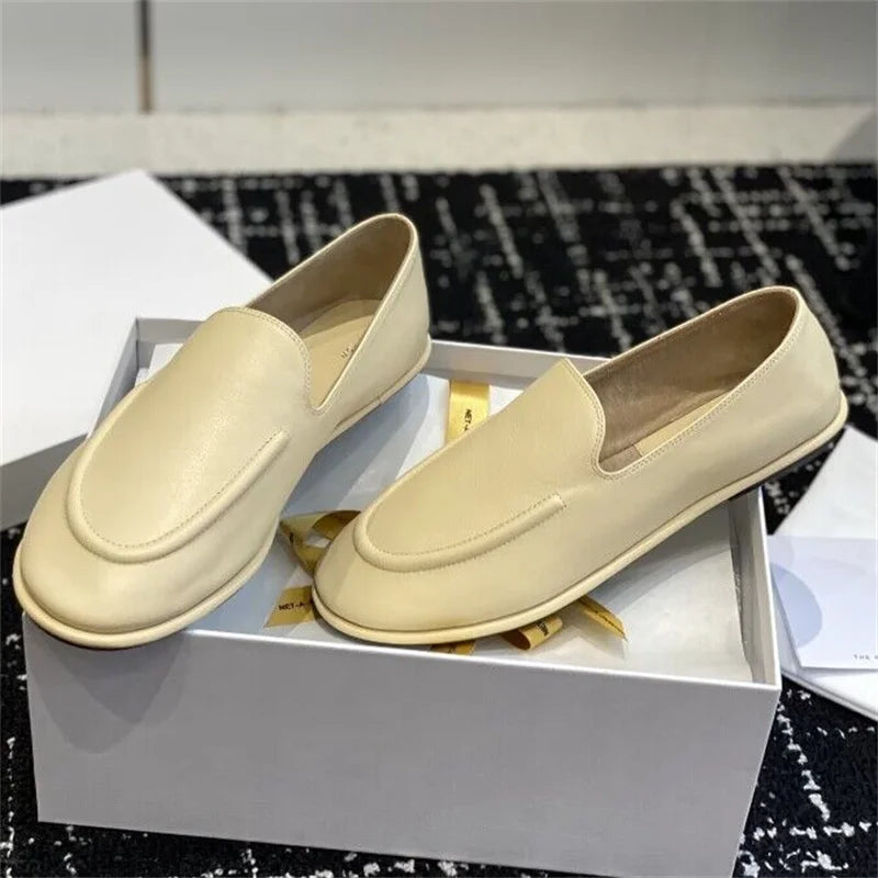 Lefu Soft Leather Shoes — Classic Fitted Silhouette with Circular Scalp Leather Lining