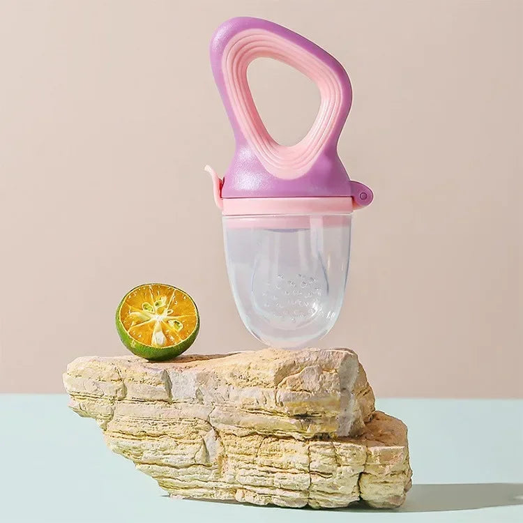 Silicone Baby Fruit Feeder with Cover - Fresh Food Nibbler Teething Pacifier for Baby Feeding