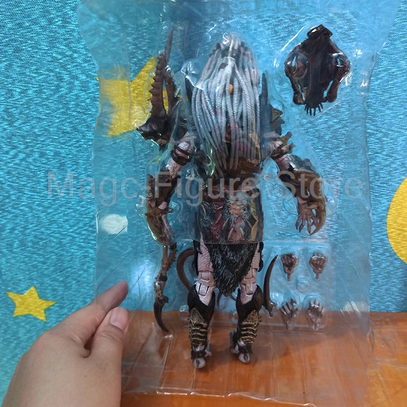 NECA Alpha Predator Figure – Predator vs Alien Edition Luxury Hunter Collectible Action Model Toy Gift