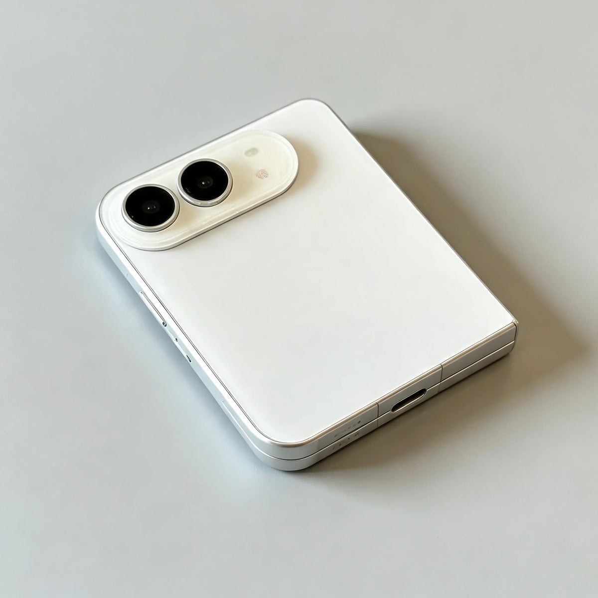 iPhone 18 Pro & 18 Pro Max Dummy Phone - 1:1 Non-Functional Mockup Model for Retail Display and Store Props