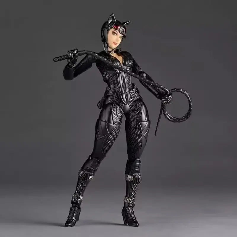 Kaiyodo Revoltech Catwoman Figure – DC Selina Kyle Batman Yamaguchi Series Collectible Toy