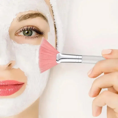 Facial Mask Applicator Brushes - Soft Fan-Shaped Flat Head Cosmetic Brushes for Skincare and Beauty Tools