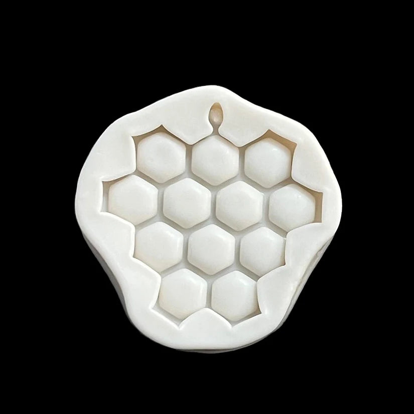 Honeycomb Bee Silicone Mold – Sugarcraft, Chocolate, Fondant & Cake Decorating Baking Tool