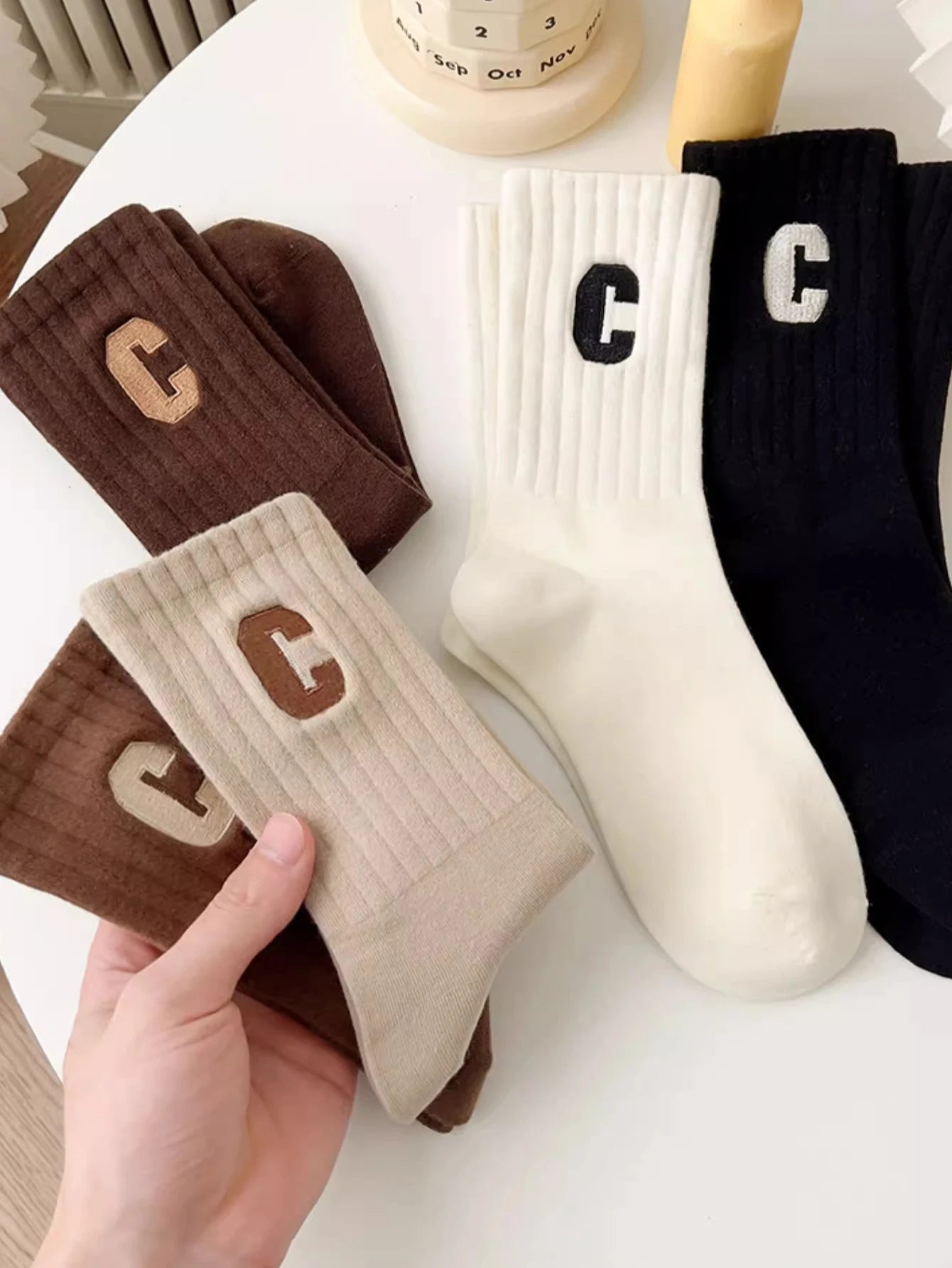 5 Pairs Happy Face Crew Socks – Cartoon Cat Cotton Mid Tube Socks, Breathable Women's Stockings & Hosiery