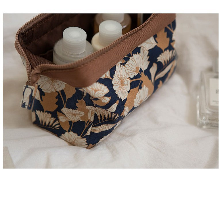 Women’s Flamingo Makeup Bag – Large Travel Toiletry & Cosmetic Organizer Pouch