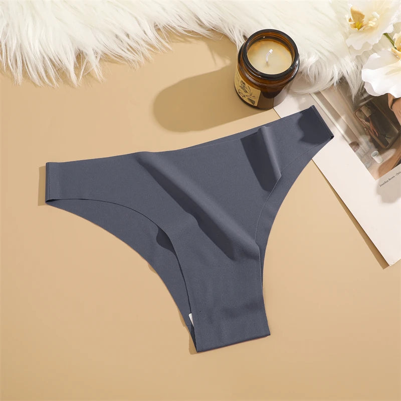 3Pcs Ultra-Thin Seamless Silk Women’s Panties – Sexy Low-Waist Stretch Bikini Briefs, XS-XXL