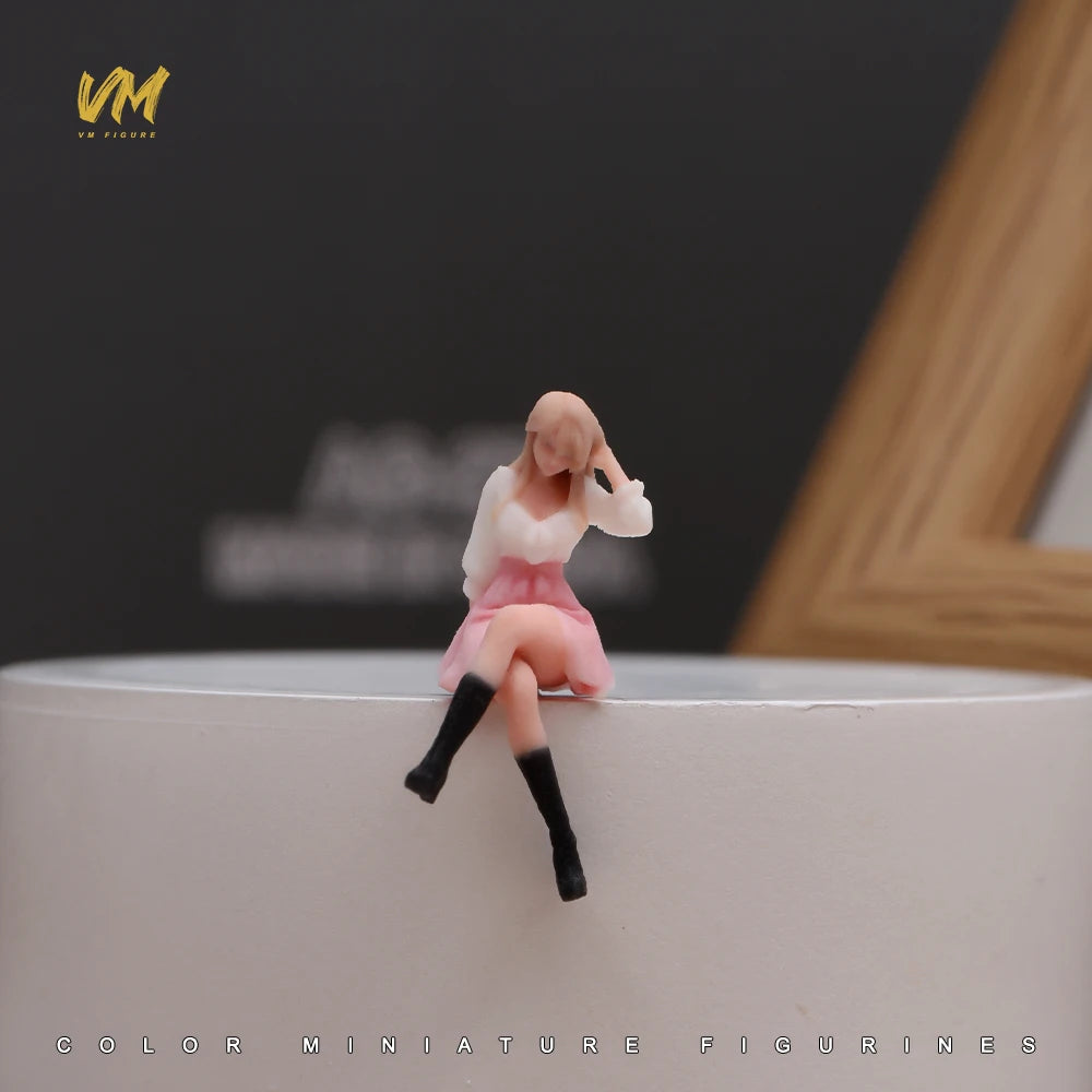 3D Miniature Figures - 1/64 Scale Racer Photographer Casual People Scene Props Model Ornaments for Vehicle Decor