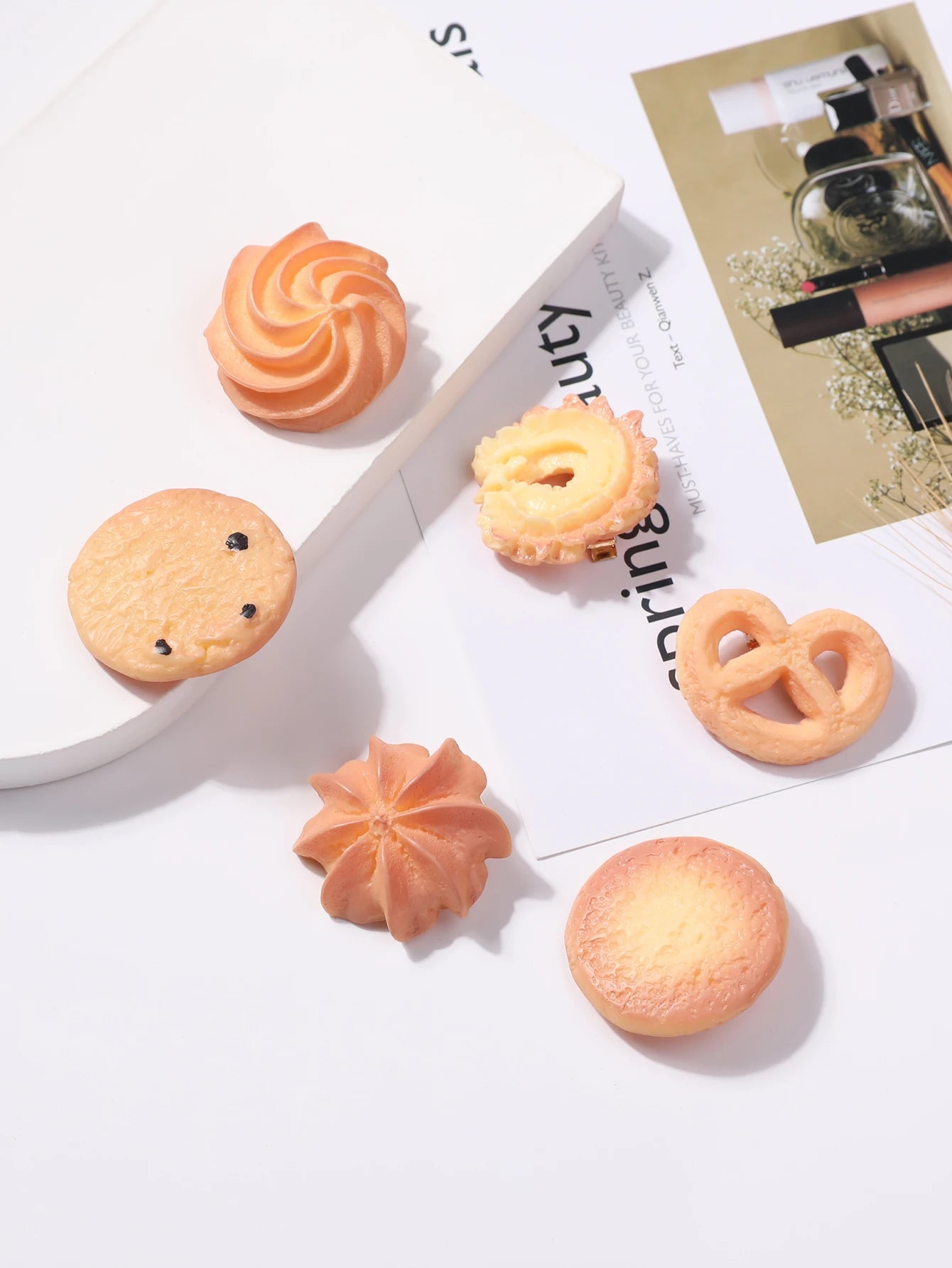 Cartoon Biscuit Hair Clip Set - 5PCS Cute Food Style Bangs Clips for Girls, Students & Kawaii Hairstyles