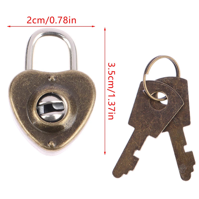 Vintage Heart-Shaped Metal Mini Padlock – Key Lock for Bags, Suitcases, and Luggage Boxes with Key