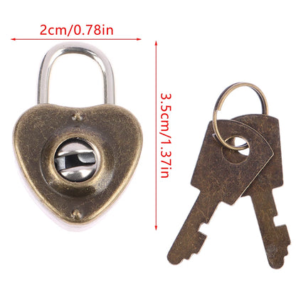Vintage Heart-Shaped Metal Mini Padlock – Key Lock for Bags, Suitcases, and Luggage Boxes with Key
