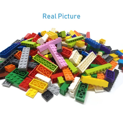 200pcs 1x4 Dot DIY Building Blocks - Educational Creative Brick Set Compatible with 3010 Bricks for Kids