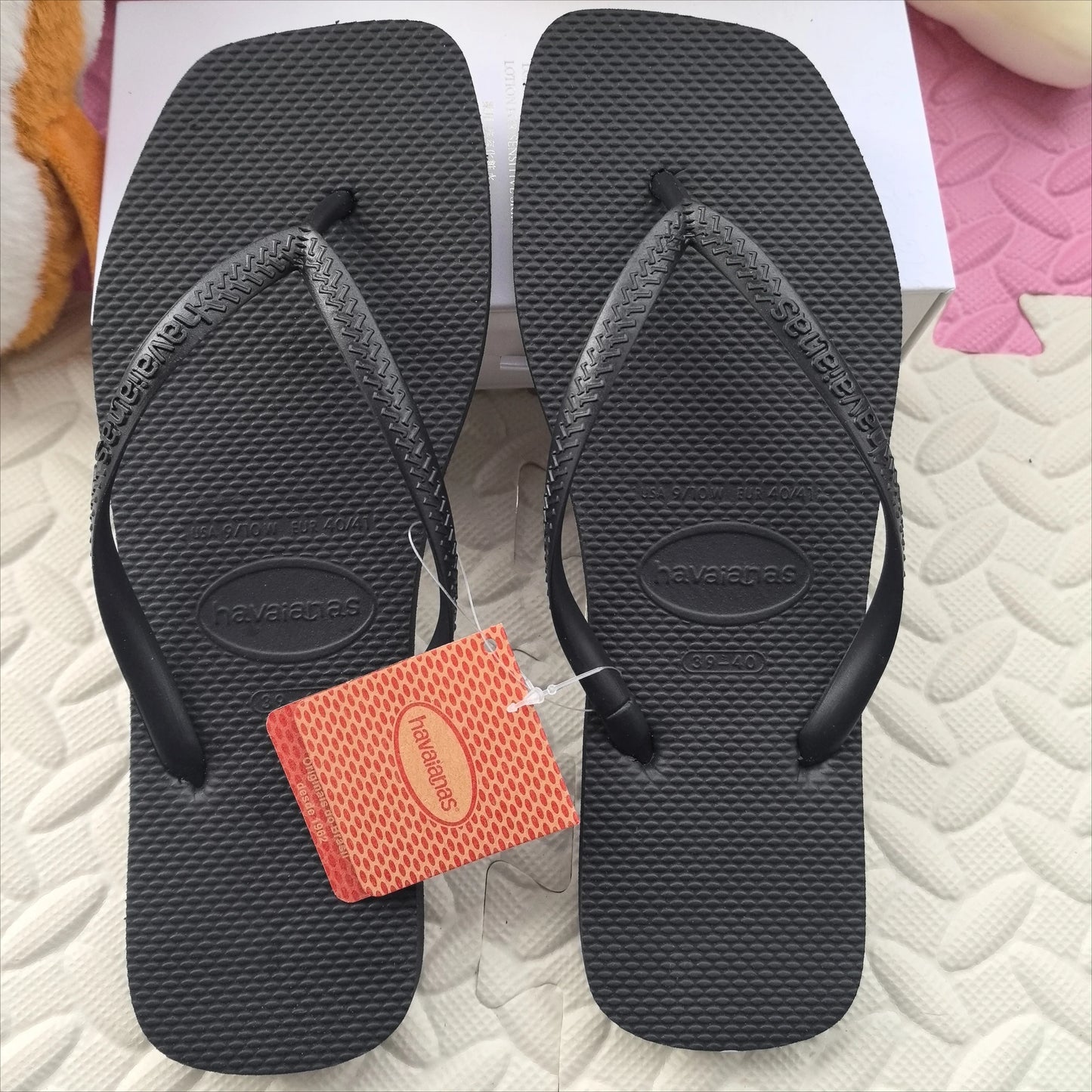 Women's Summer Flip Flops 2026 - Fashion Outdoor Beach Travel Slippers for Comfortable Everyday Wear