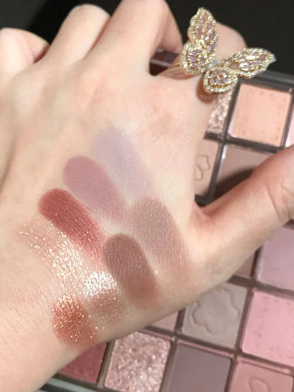 20-Color Matte Eyeshadow Palette – Long-Lasting Korean Makeup for Women’s Eye Cosmetics