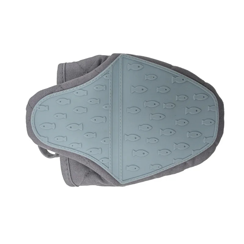 Fish-Shaped Silicone Oven Gloves – Anti-Scald Kitchen Gloves for Trays, Dishes & Multi-Purpose Use