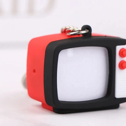 Retro TV Keychain – Miniature LED Television Pendant Toy for Kids & Home Decor