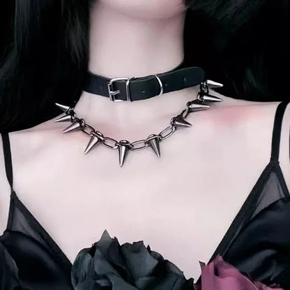 Fashion Punk Spike Choker Necklace – Goth Rivet Metal Chain Collar for Unisex Rock & Nightclub Jewelry