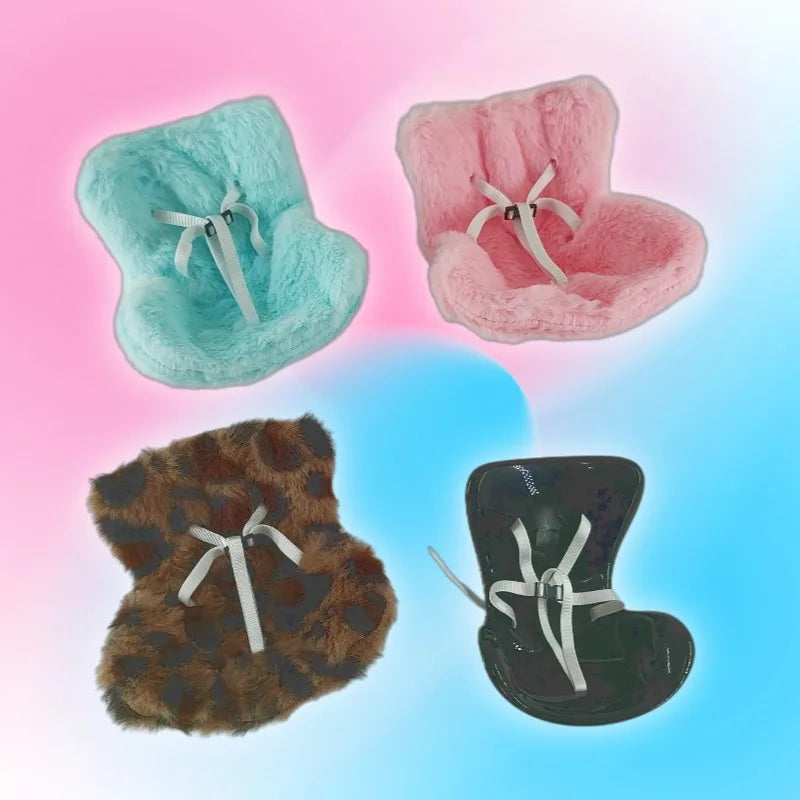 Labubu 15-17cm Car Doll Seat — Cute Doll Air Outlet Aromatherapy Decoration for Car Interior