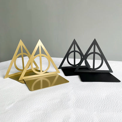 Triangle Metal Bookend – Heavy-Duty Iron Bookend for Desktop Organization, Home & Office Use