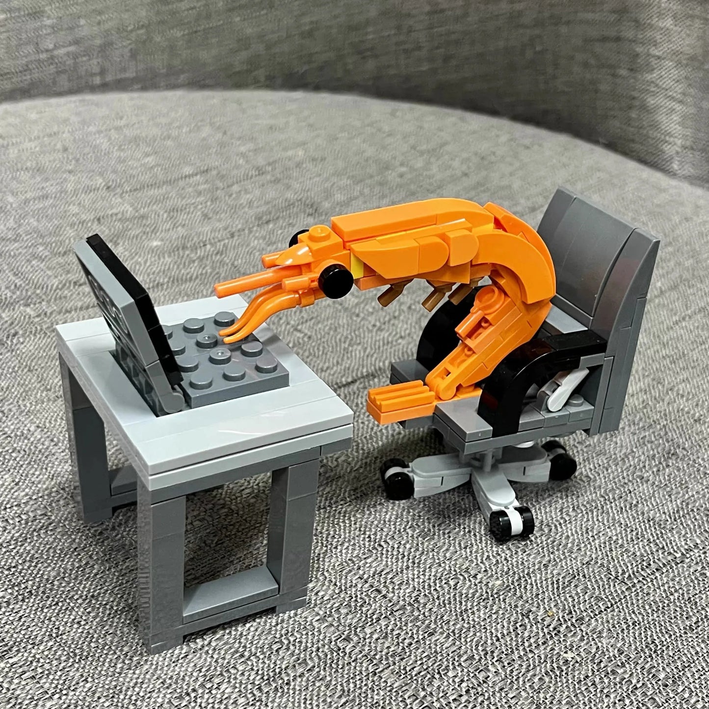MOC Shrimp Building Block Figurines – Creative Puzzle Toy for Boys & Girls, Internet Celebrity Parody