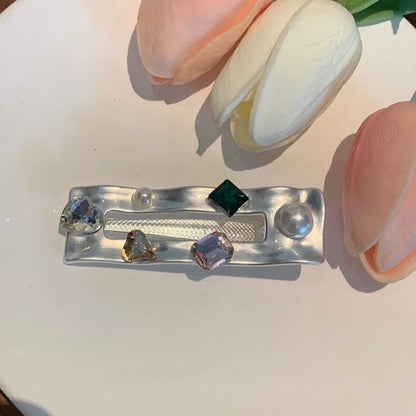 Pearl Camellia Letter Hair Clip - French Retro Flower Duckbill Side Fringe Accessory