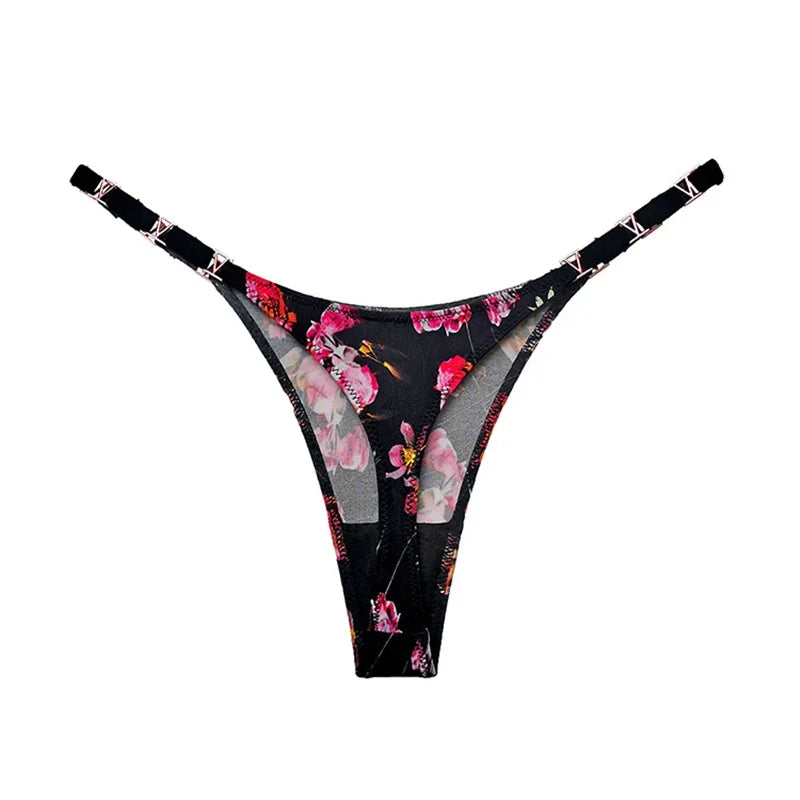 Women’s Sexy V-Shaped Panties – Low Waist Sports Briefs with Metal Decoration Lingerie