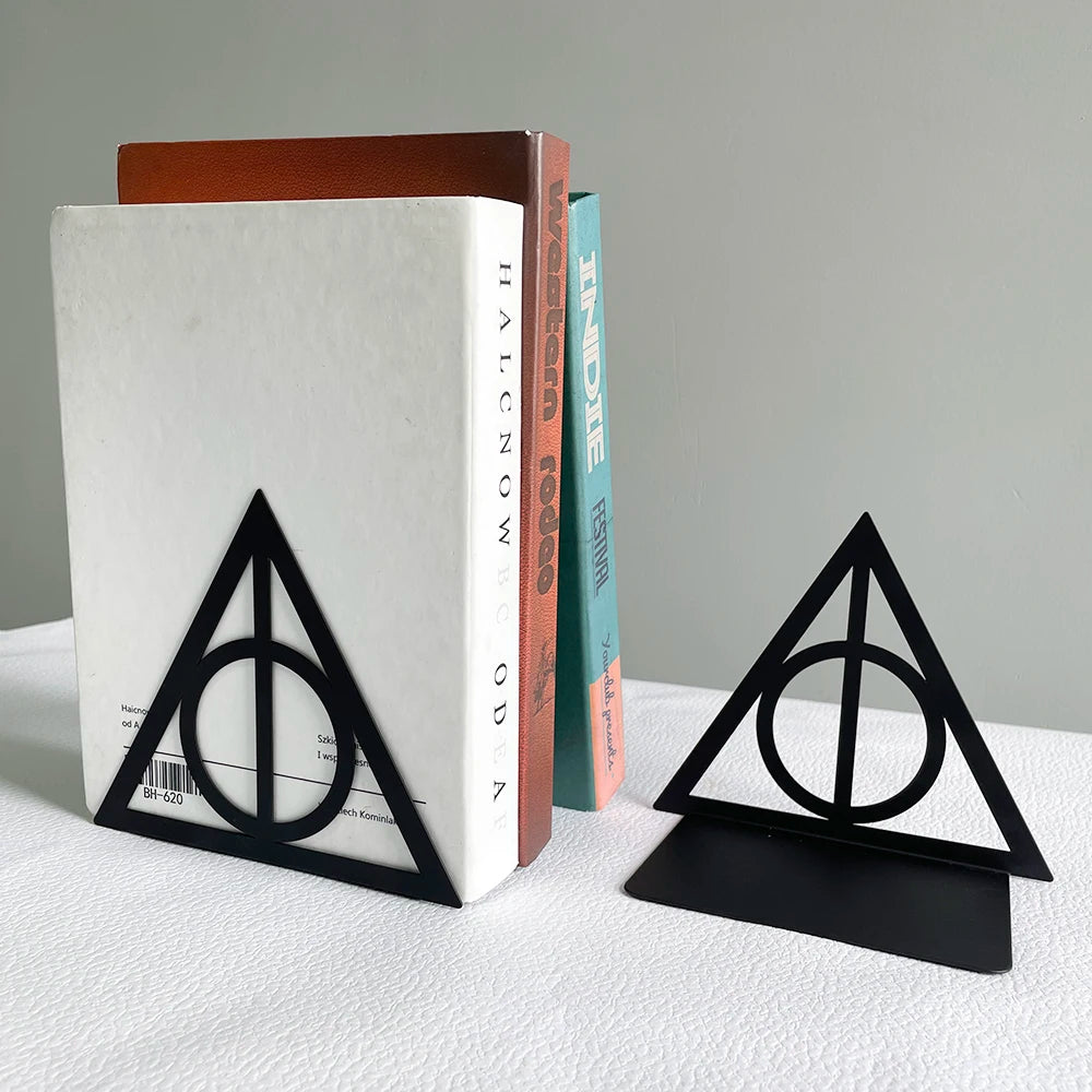 Triangle Metal Bookend – Heavy-Duty Iron Bookend for Desktop Organization, Home & Office Use